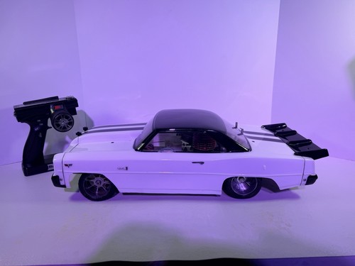 Vintage Nitro RC Chevy II Nova SS .21 Engine Bump Start On Road Racer Rare