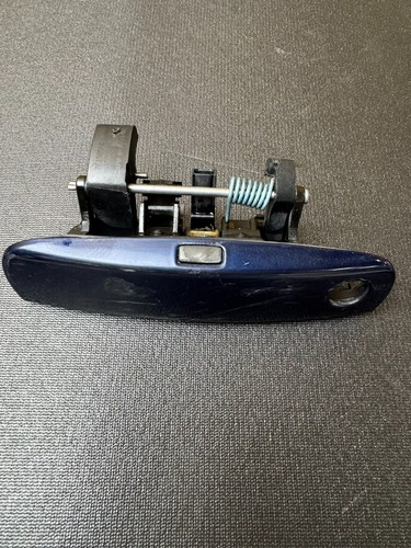 Exterior Door Handle-Outside Front left 1MZ80KARAH