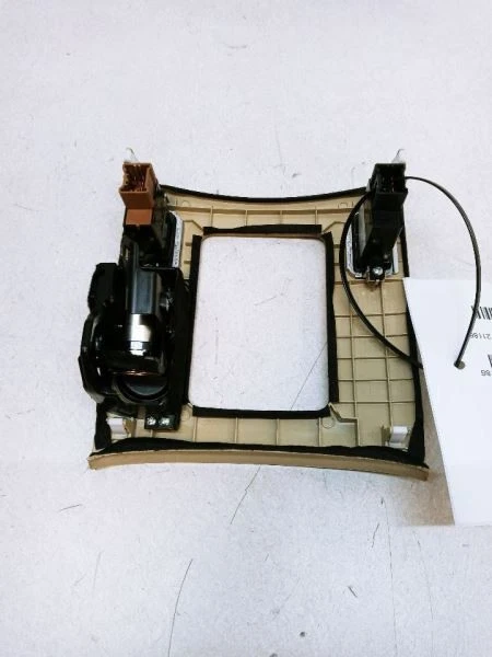 Acura RL 2006 consola central cambio bisel con interruptores bronceado fabricante de equipos originales usado Foto 3 de 4