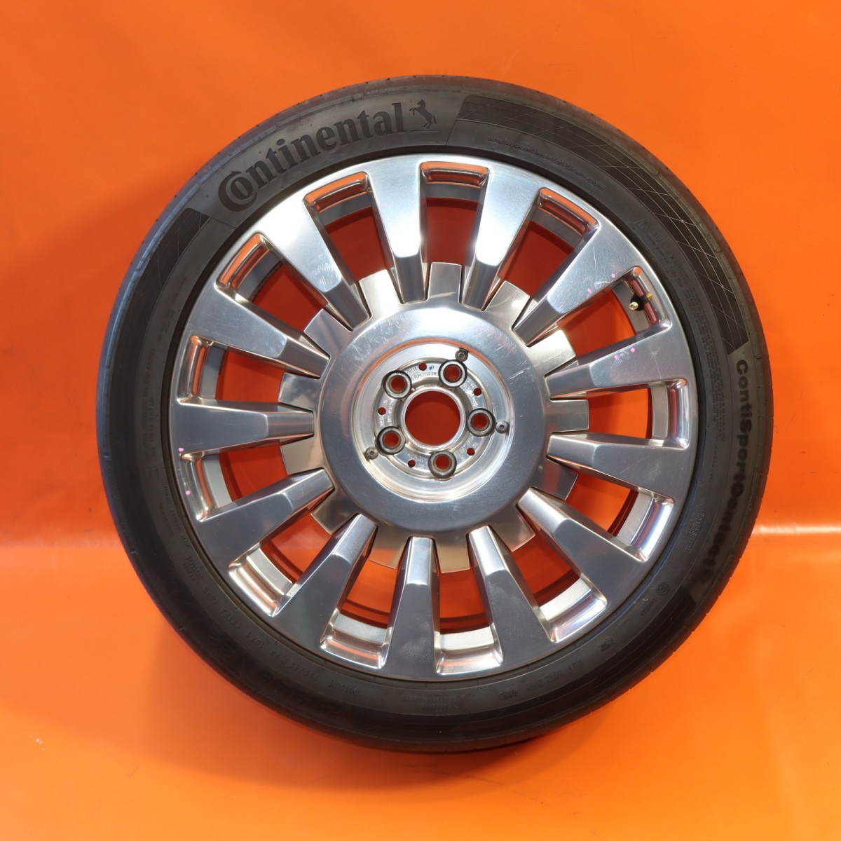 Rolls-Royce Phantom 2017-2022 Front Wheel P/N 36106874351
