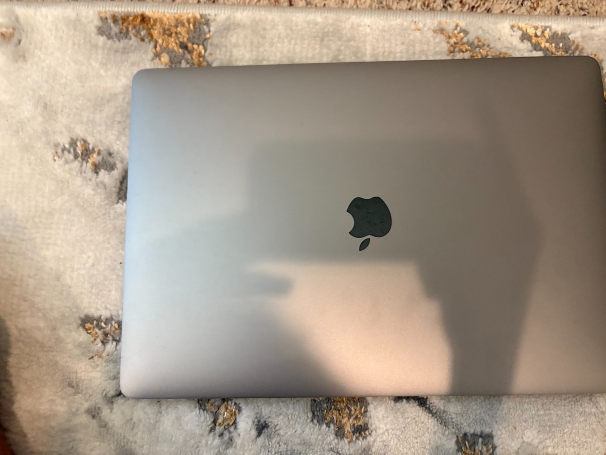 【美品】 Apple MacBook Pro i7 16GB SSD 1TB Amazon.com: Apple 2017 MacBook Pro with 3.1GHz Intel Core i7