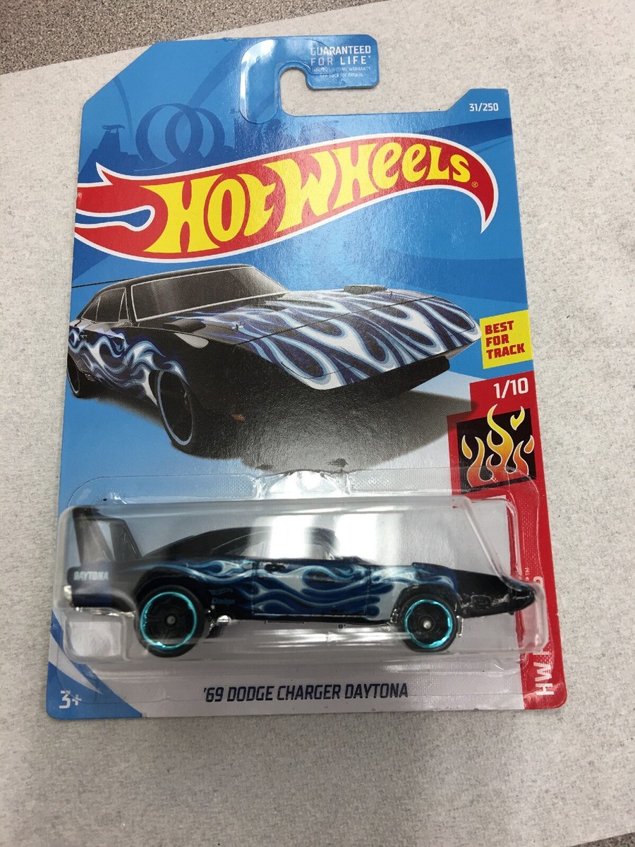 69 Dodge Charger Daytona 2019 Hot Wheels Blue Flames #31/250 New