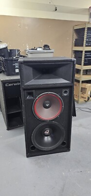 Speaker Cabinet With 15