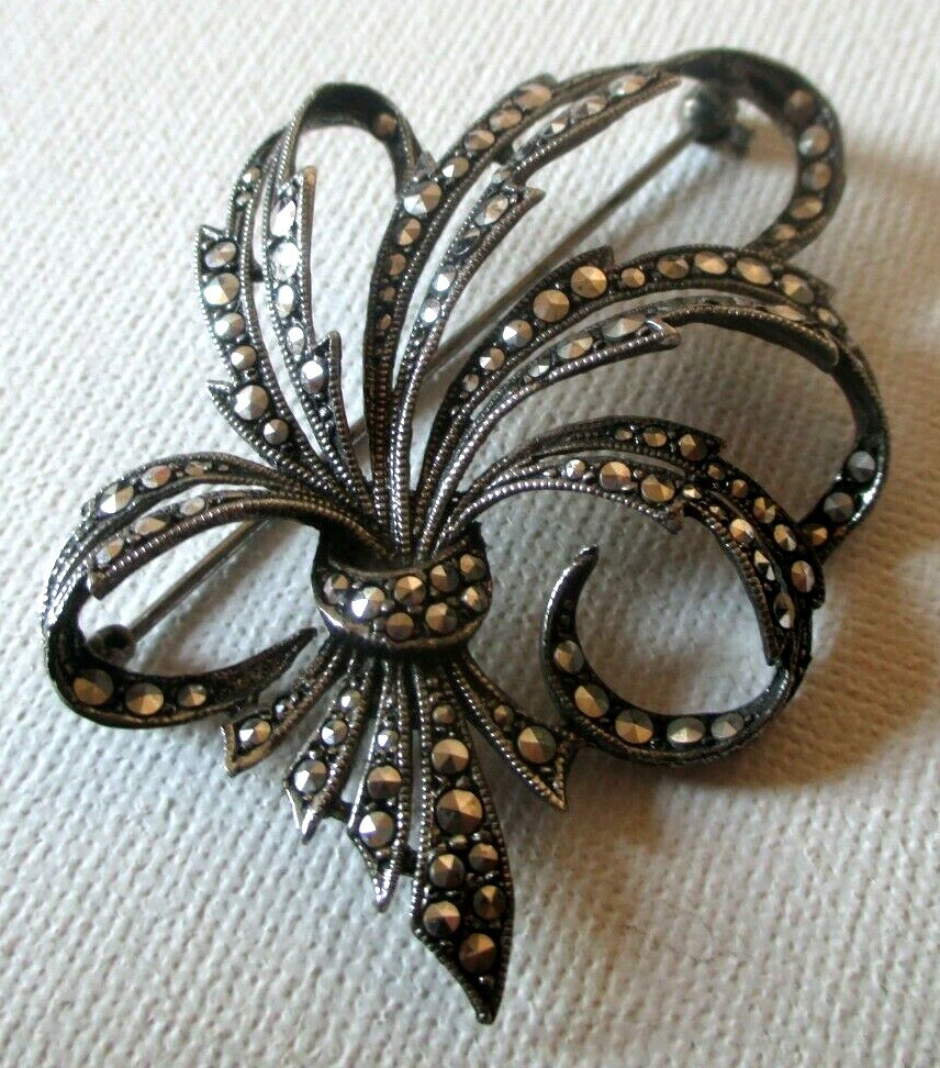Broche Vintage élégante Or Argent Avec Perles Et Marcassites - Ancienne, Patinée