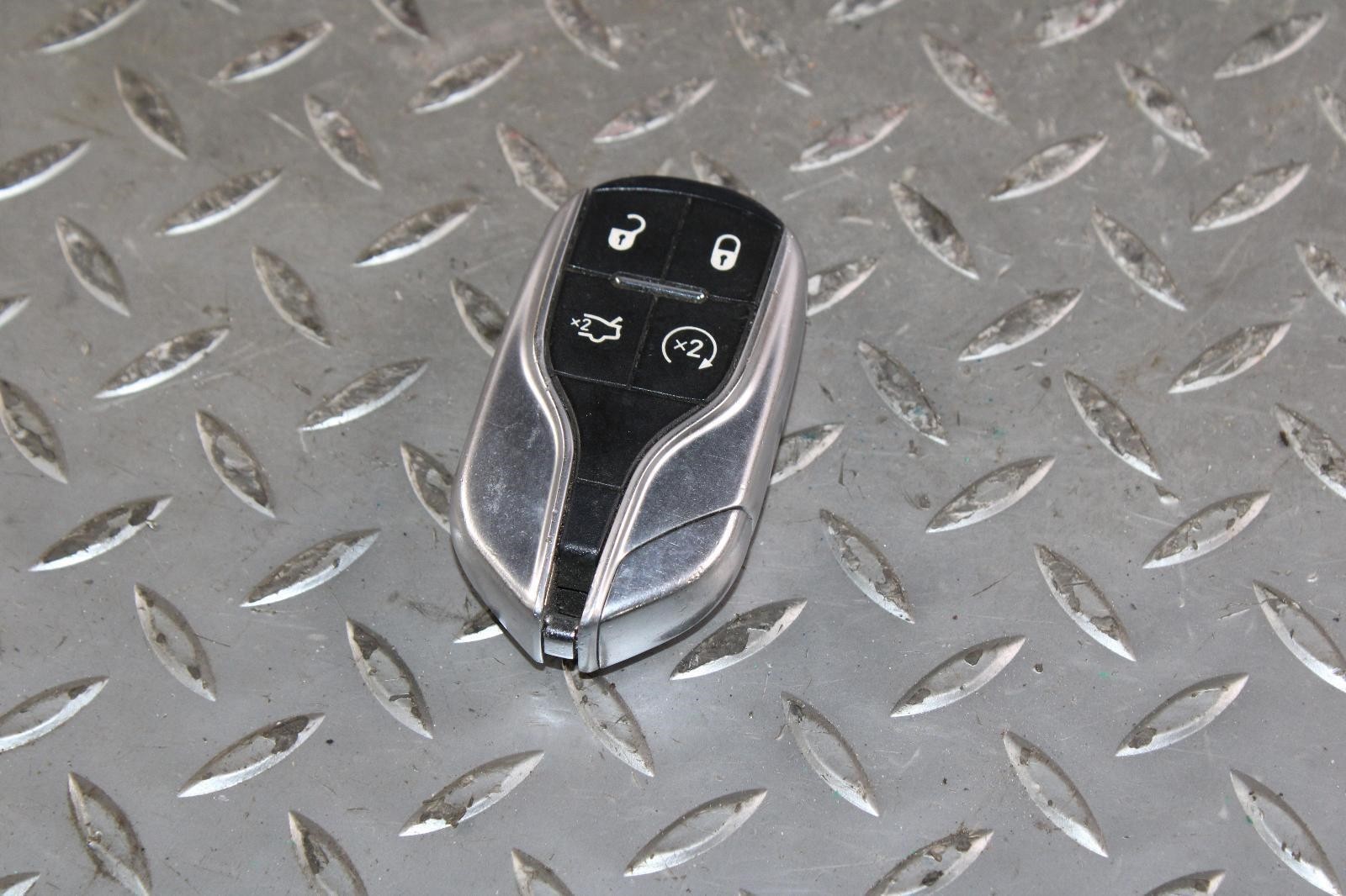 Maserati Ghibli 2014-2024 Key fob Silver