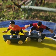 Tony Hawks Skateboard Toy Figures McDonald's 2002 Lot of 2