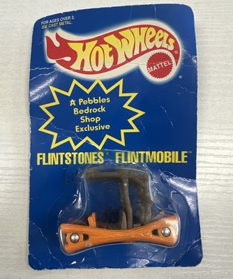 Hot Wheels Family Flintstone Flintmobil A Pebble Foundation Shop Sealed( 12-1146