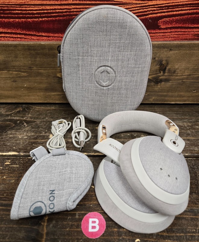Kokoon Relax (K1V0W) Noise Cancelling Sleep Headphones w/ Carrying Case