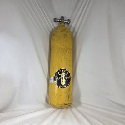 Vintage U.S. Divers Aqua Lung Tank. USA  07 1979 Decorative Art Collection 