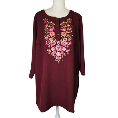 Linea by Louis Dell'Olio Embroidered Top Size 1X Round Neck Maroon 3/4 Sleeve