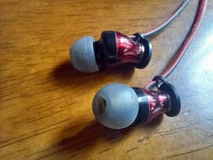 Sennheiser MOMENTUM- M2 IEi - St. In - Ear Hörer Headphones mit Zubehör .