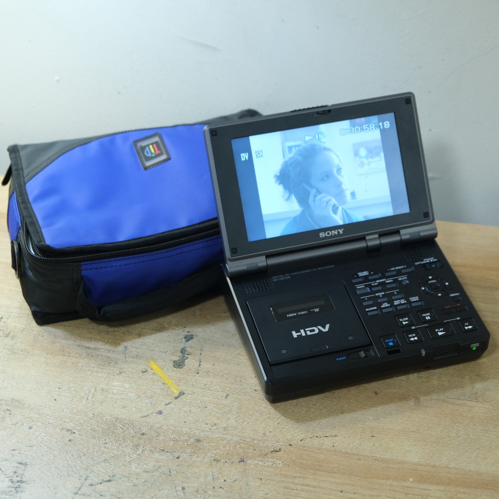 Sony GV-HD700 MiniDV VCR - FULLY WORKING AND TESTED