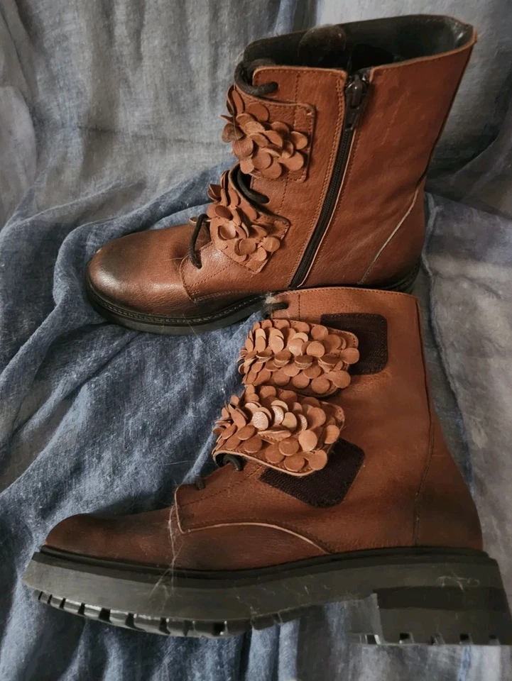 Donna Piu Designer Leder Boots Gr. 38 Made in Italy – neu – Blumenapplikation - Bild 3 von 4