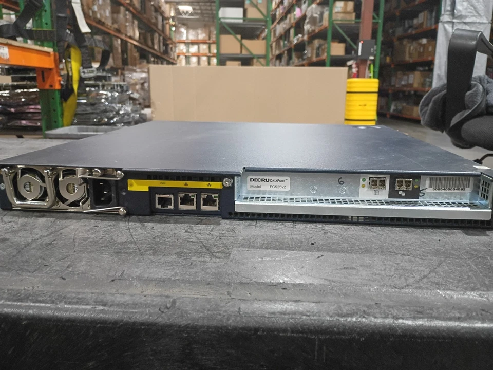 FC525v2 Decru DataFort Fibre Channel Encryption Security Storage System AES-256 - Image 2 of 3