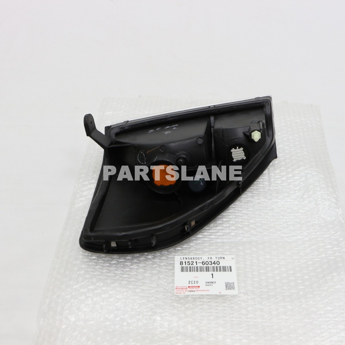 81521-60340 Toyota OEM Genuine LENS, FRONT TURN SIGNAL LAMP
