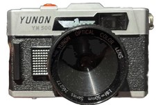 Vintage 35mm Film Camera Yunon YN-500 Point  Shoot With Strap Case Untested