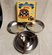 Checkerboard 4 Piece Cake Set by G&S Made in USA 372TR 3 Steel Pans and Divider