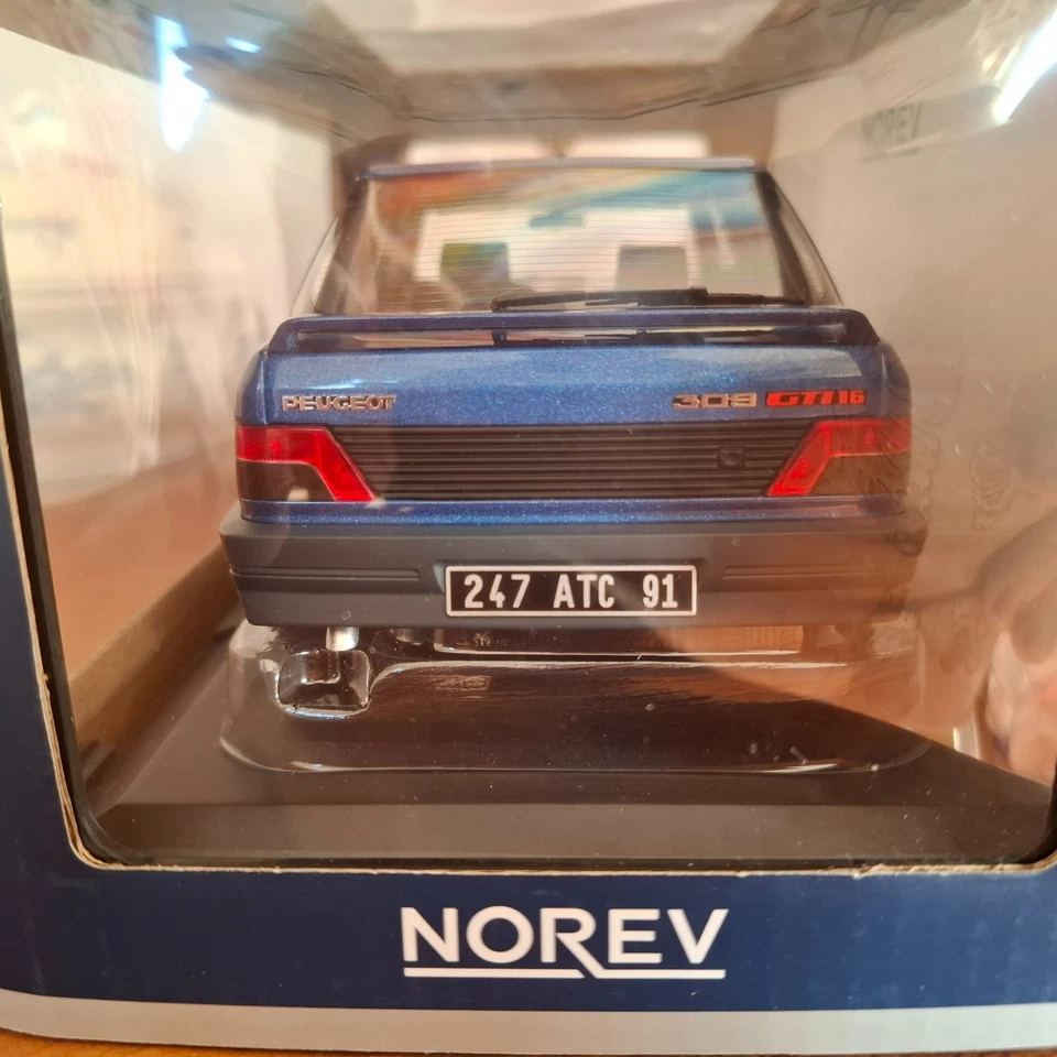 PEUGEOT 309 GTI 16 bleu miami phase 2 de 1991 NOREV 1/18e ref 185881 - Photo 4/4