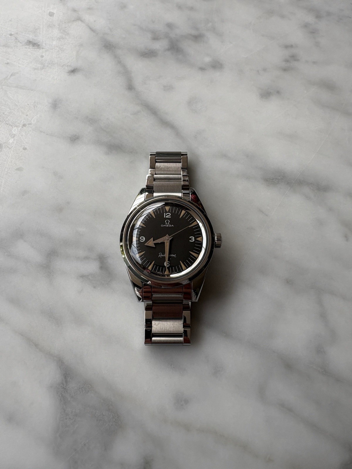 Omega Railmaster 220.10.38.20.01.002