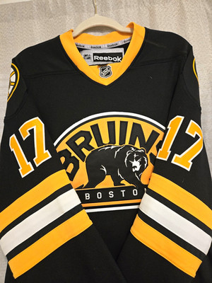 Reebok Boston Bruins Milan Lucic #17 NHL Hockey Jersey Size S Black Gold