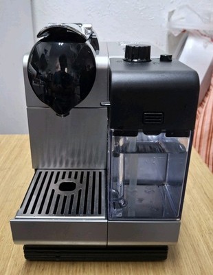  SEE VIDEO~DeLonghi Lattissima EN520SL Nespresso Capsule Espresso & Cappuccino