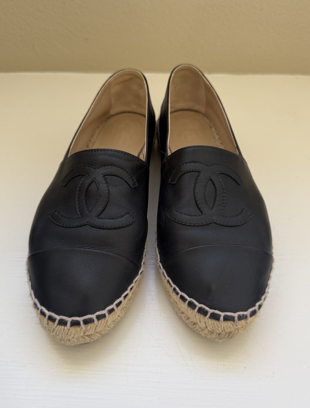 Auth Chanel Interlocking CC Logo Black Lambskin E… - image 1