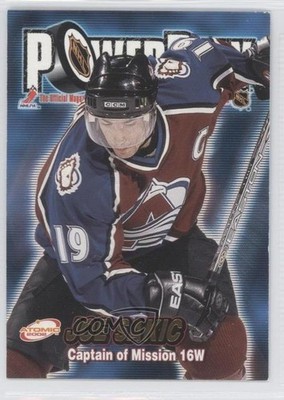 2001-02 Pacific Atomic Power Play Joe Sakic #10 HOF 0c4