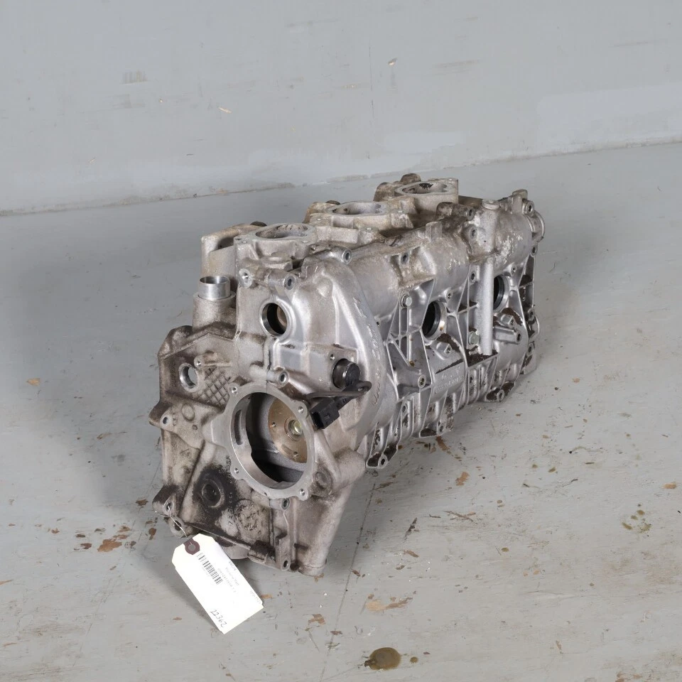 1999-2001 Porsche 911 996 3.4 Left Cylinder 1-3 Head 99610400303 OEM Used Foto 2 de 4