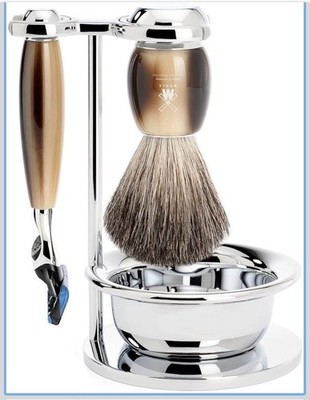 MUHLE VIVO Brown Horn Resin 4-Piece Pure Badger 5-Blade Razor Shaving Set