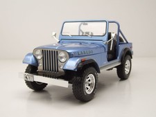 Jeep CJ-7 Laredo 1980 blau metallic Modellauto 1:18 MCG