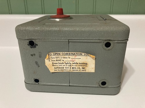 Vintage 1960’s Fort Knox Metal Safe Combination Coin Bank Superior Toy MFG CO IL - Picture 4 of 4