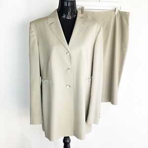 Greta Garbo Women&#039;s Size 16 Suit Beige Skirt Blazer 2 piece Vintage Italian Wool