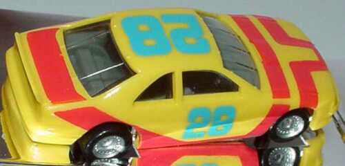 1:87 Ford Thunderbird Stock Car Yellow No.28 - Monogram 2083 - Picture 3 of 3