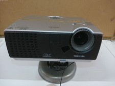 Toshiba TDP-T9 AC 100-240V Portable Data Projector With Ceiling bracket