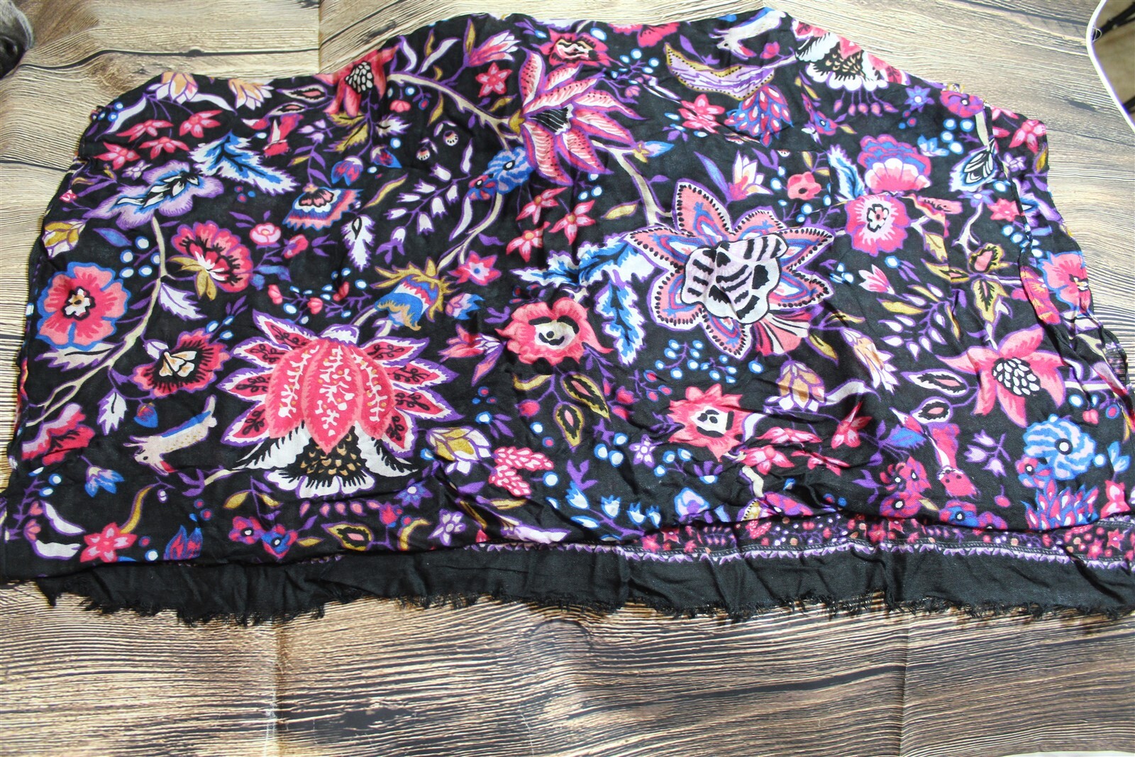 Vera Bradley Foxwood rayon scarf eBay
