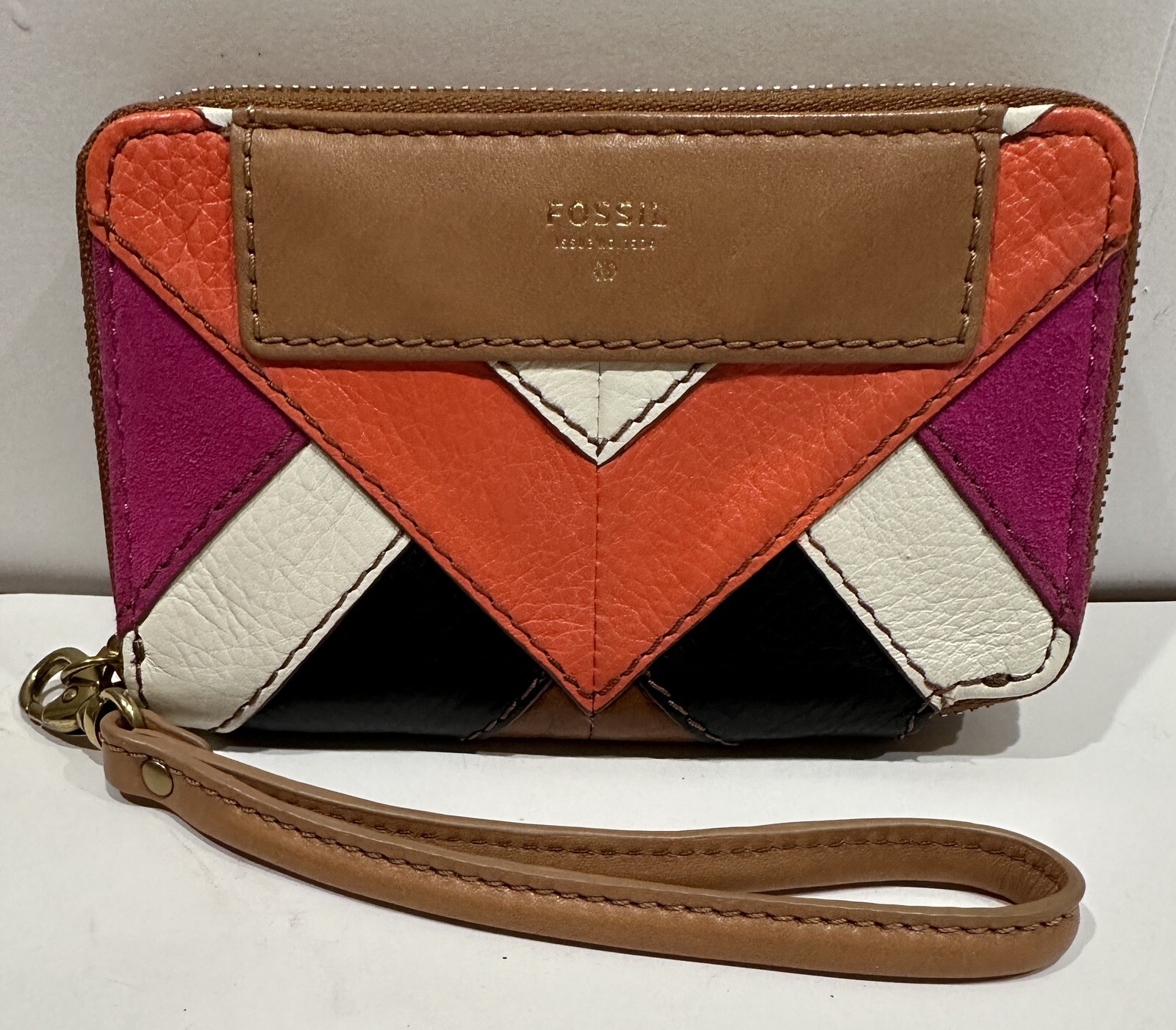 Fossil Amanda Patchwork Leather Zip Around Clutch… - image 1