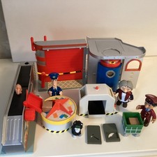 Postman Pat Bundle Deluxe Sorting Office X-Ray Pat Accessories