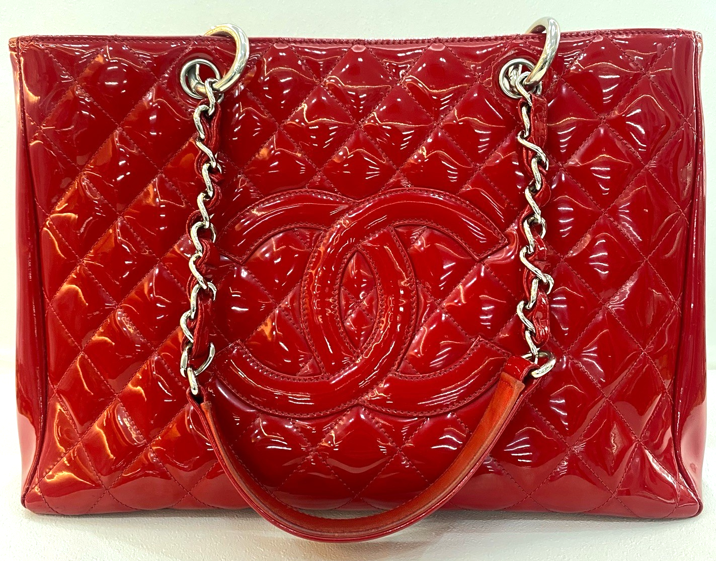 CHANEL GST Chain Strap Oil waxed leather tote Shoulder bag Women Red