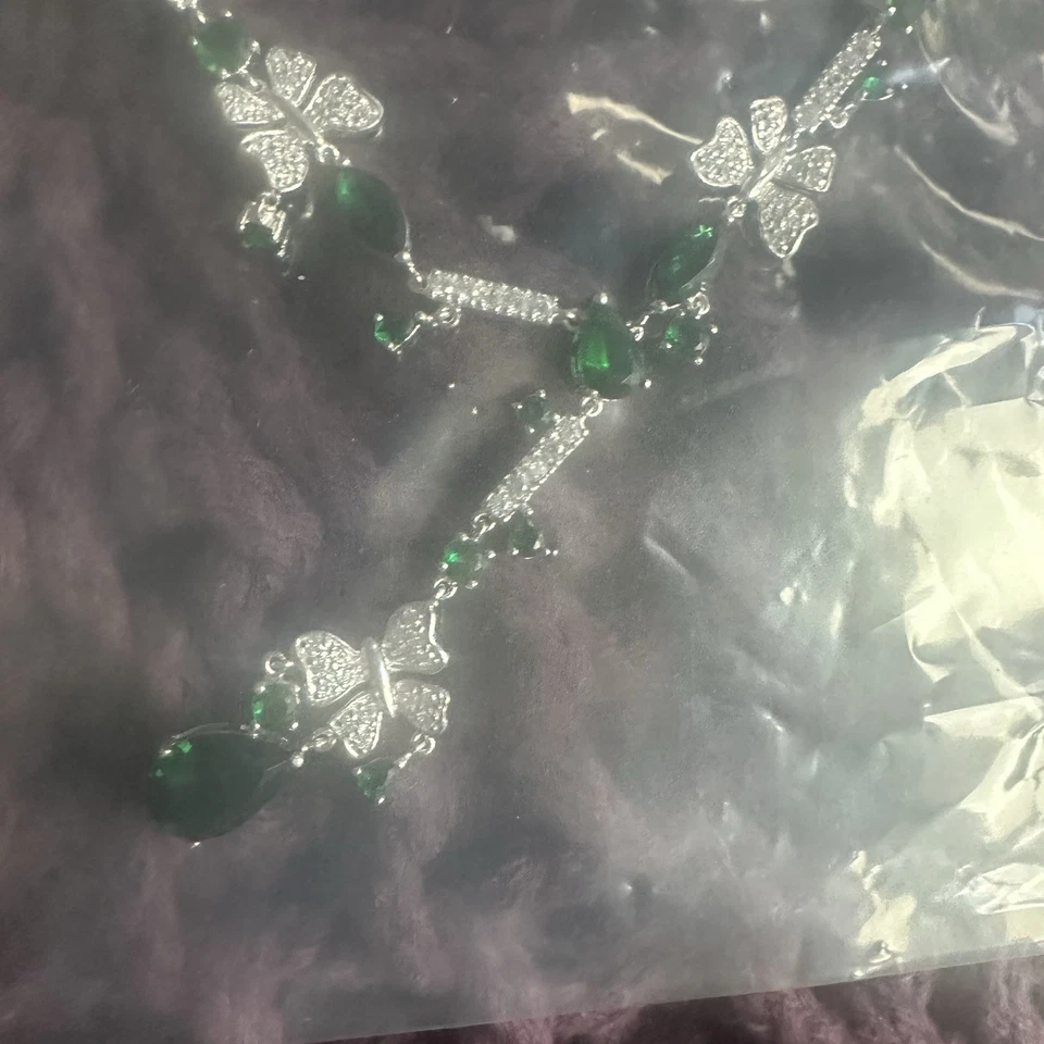 Sterling Silver/emerald Gemstone Necklace, earrings, And Bracelet Set Unopened - Изображение 2 из 4