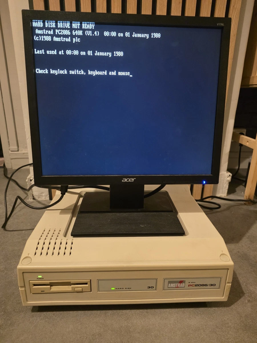 Ordinateur Vintage Amstrad PC2086S De 1988 – En Bon état De Fonctionnement