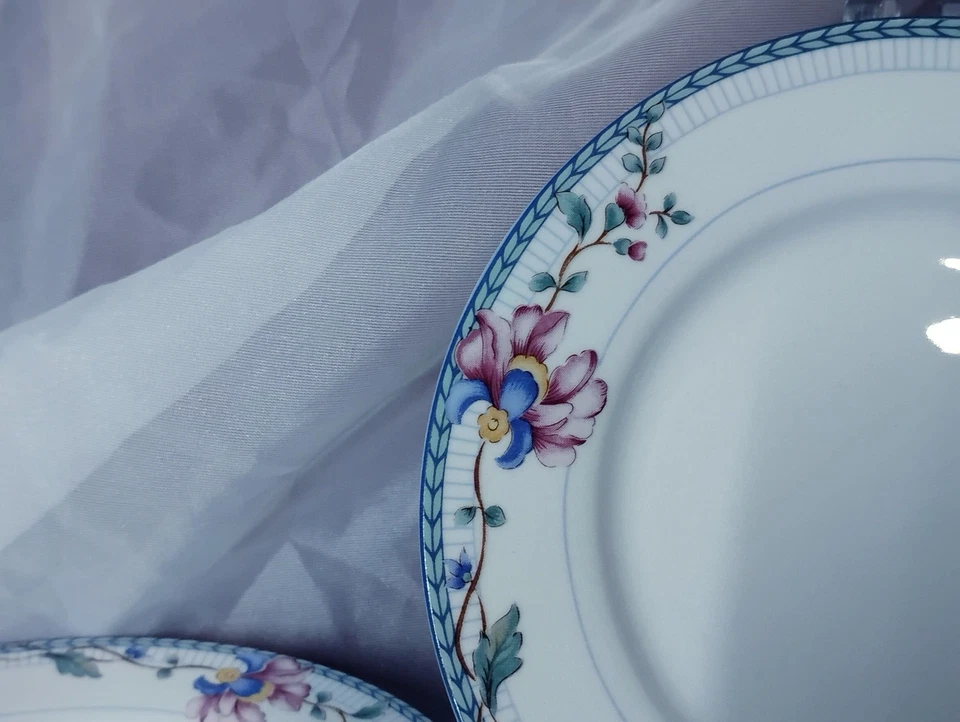 Juego de 4 - Platos de Postre Oneida Porcelain Select Collection ENREJADO AZUL 6" Foto 2 de 4