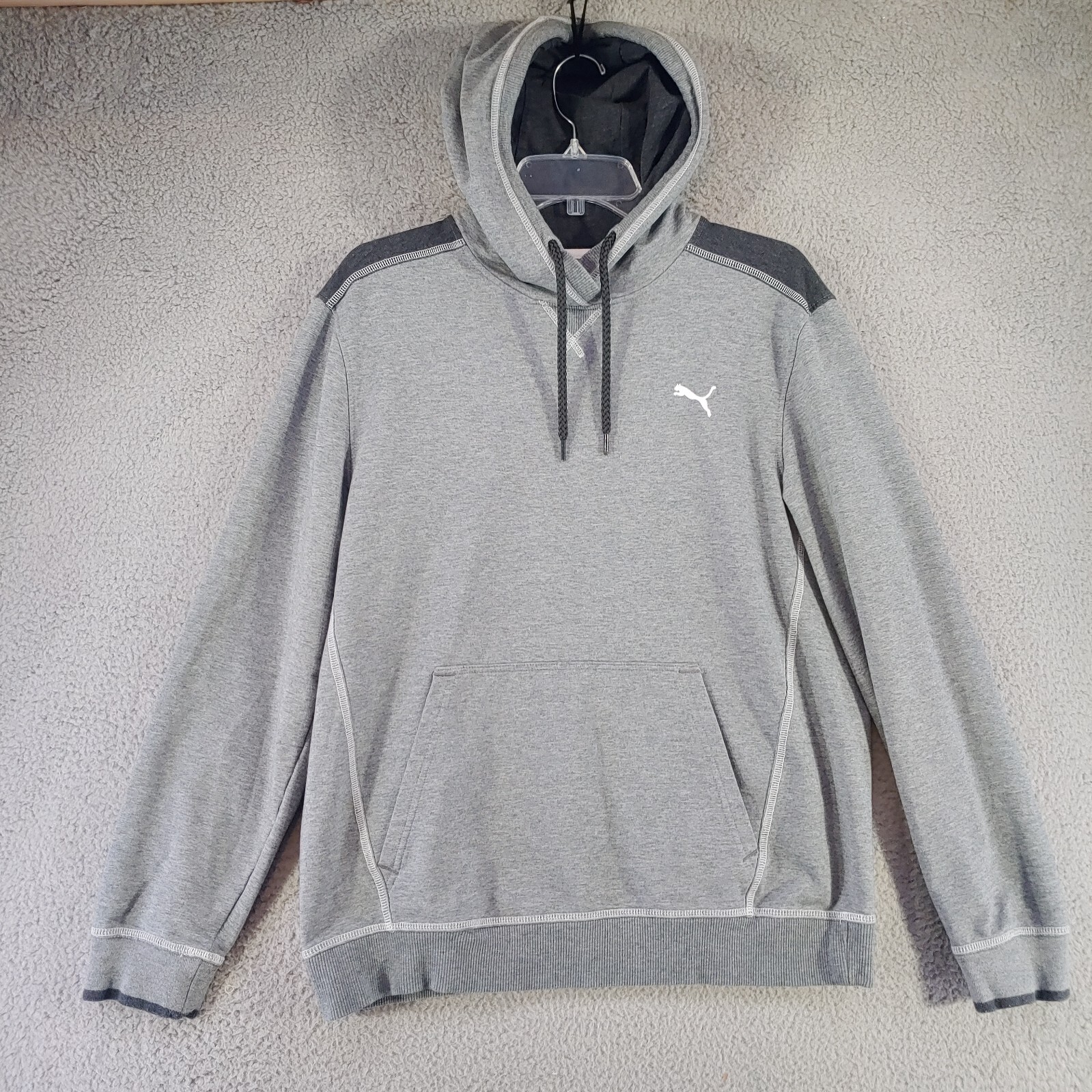 Puma Hoodie Mens Medium Pullover Drawstring Gray running Casual Workout Sports