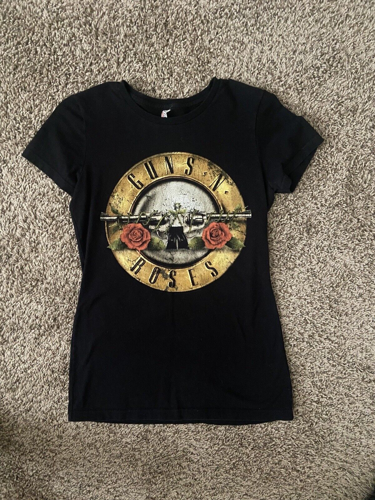 Guns N Roses shirt small