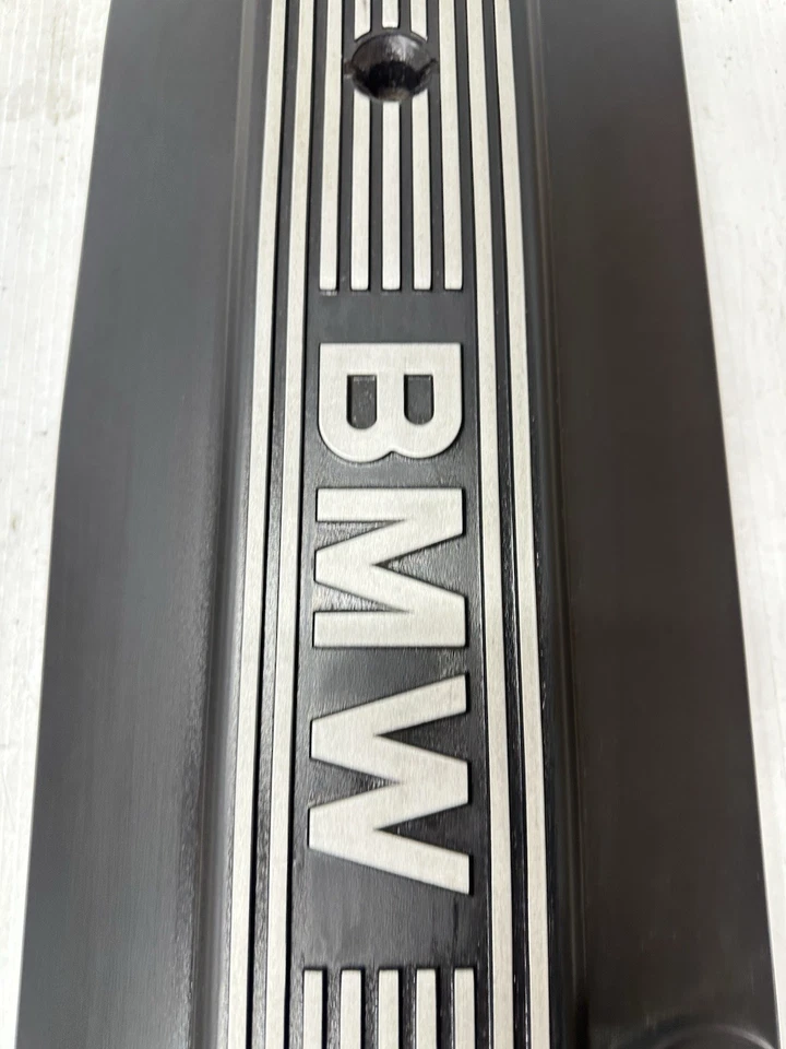 2002 BMW 540i tampa de acabamento de motor OEM lado direito beleza fáscia S2 - Imagem 4 de 4