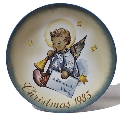 Berta Hummel Christmas Plate 1983 Angelic Messenger 7.75in Schmid Religious Vtg