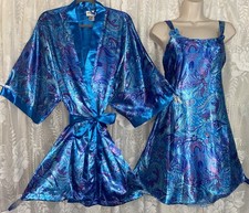 Vtg NWOT 1X Bermuda Blue Paisley Satin Babydoll WRAP Peignoir Robe Nightgown Set