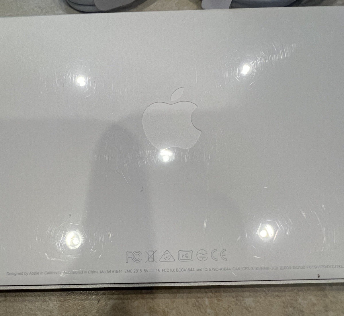Apple A1644 Magic Keyboard 2 MLA22LL/A Rechargeable Battery And Free Cables !