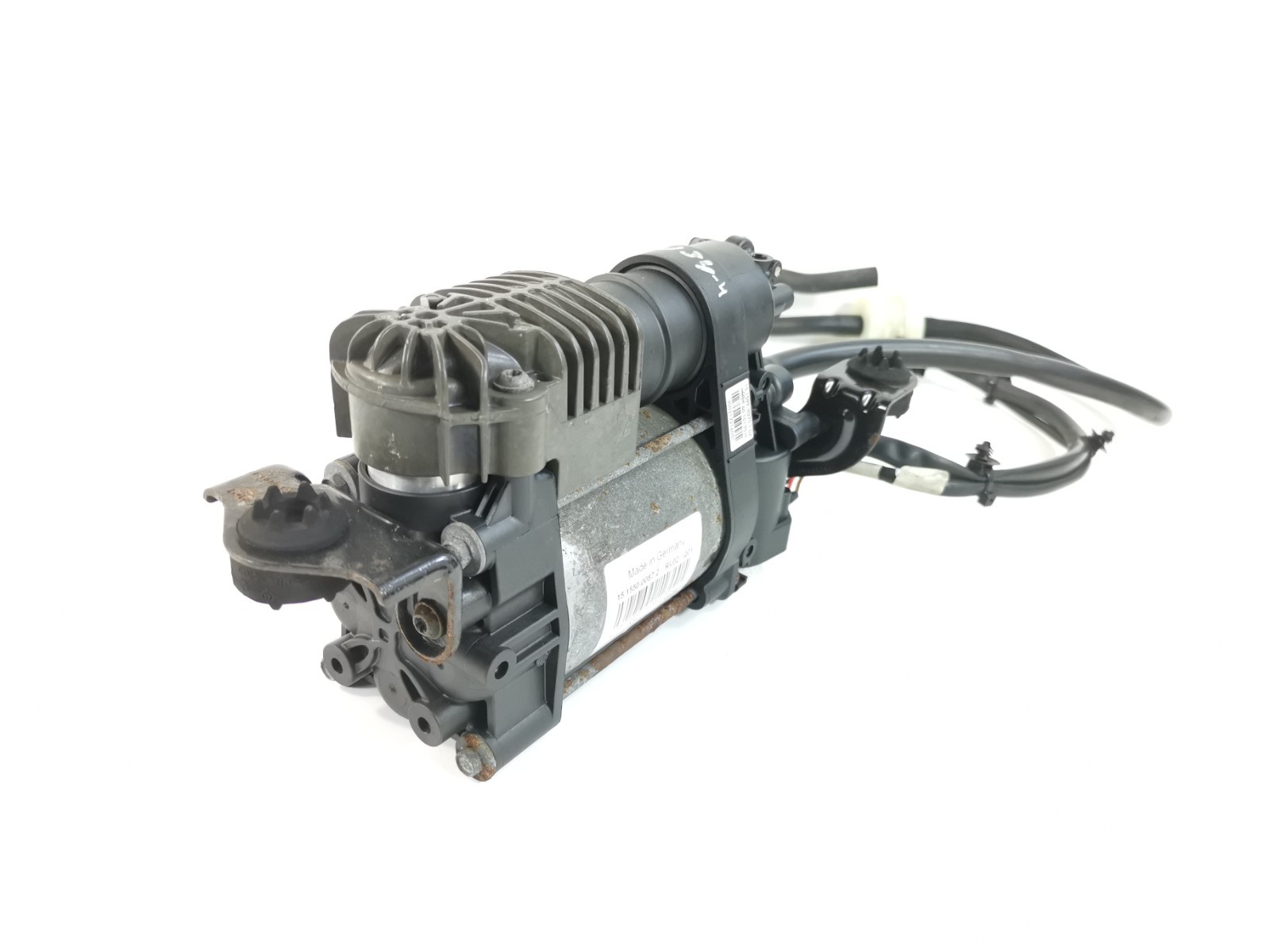 Maserati Levante 3.0 L AWD 2017 Air Ride Suspension Compressor Pump 4010175H OEM
