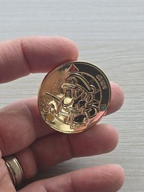 Nintendo Super Mario Challenge Coin Medal 24k Gold Plated 1:214 Enterplay NES GB