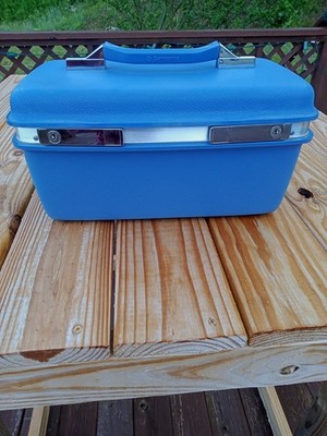 Vintage Blue Samsonite Montbello 2 Hardshell Train/Beauty Case With Tray And Key